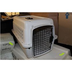 MEDIUM DOG KENNEL
