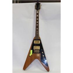 V-BODY ELECTRIC GUITAR WITH PADDLE CASE