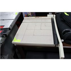 BOSTON 2655 PAPER CUTTER, LIKE NEW
