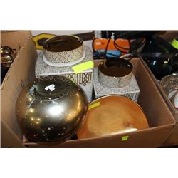 BOX W 2 CANISTERS/BOWL AND VASE SET