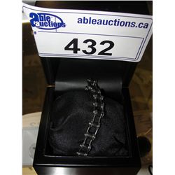 MANS STAINLESS STEEL LINK BRACELET