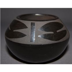 SAN ILDEFONSO POTTERY BOWL