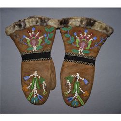 EASTERN INDIAN GAUNTLETS