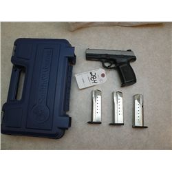 Smith & Wesson Model SW9VE-9mm w/4 clips -Permit SN-RAV5994