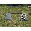 Image 1 : Tool plate for skid loader -New