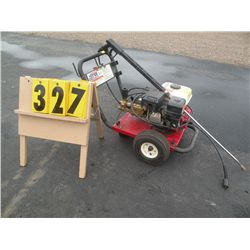Northern Star 6.5 hp Honda powered pressure washer, runs but pump leaks