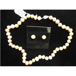 FRESHWATER PEARL NECKLACE AND EARRING SET