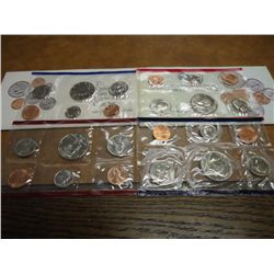 1989 & 1992 US MINT SETS P/D (WITH ENVELOPES)