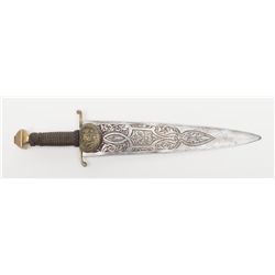 Interesting 19th to early 20th century wide bladed  dagger showing Russian eagle on guard and etched