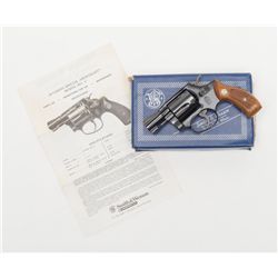 Smith & Wesson Model 37 Airweight DA revolver, .38  Special cal., 2” barrel, blue finish, checkered