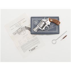 Smith & Wesson Model 60 DA revolver, .38 Special  cal., 2” barrel, stainless, checkered wood  medall