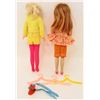 Image 2 : LOT OF 2 VINTAGE SKIPPER BARBIE DOLLS WITH CLOTHES