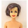 Image 2 : 1966 BRUNETTE TWIST AND TURN CASEY WITH CLOTHES AND BOOKLET