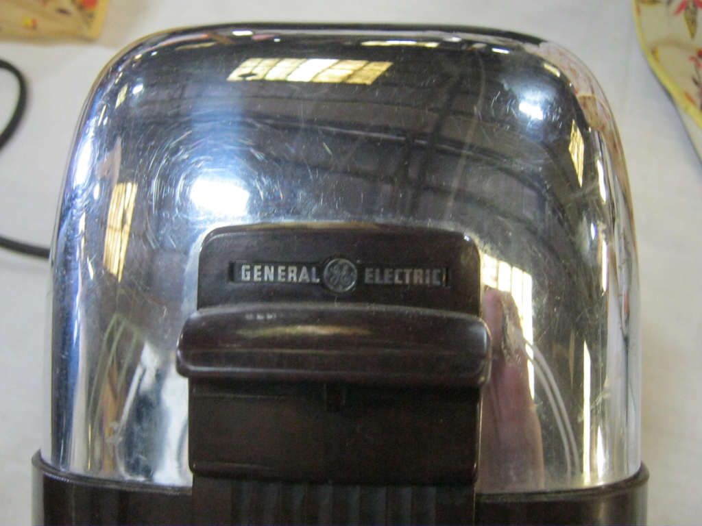 General Electric Toaster General Electric 2 Slice Toaster Chrome & Black.