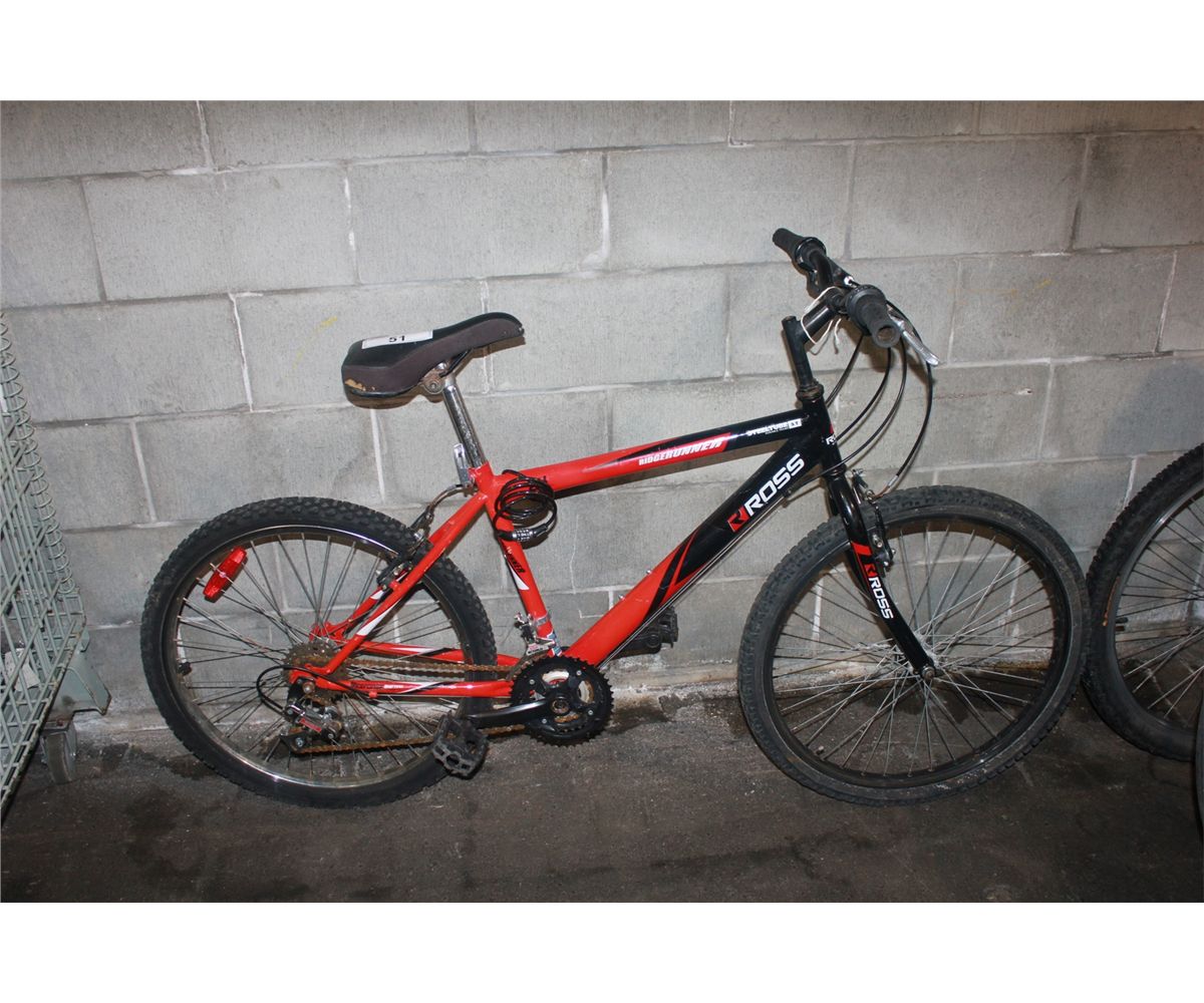 ROSS RIDGE RUNNER BLACK & RED 18 SPEED MOUNTAIN BIKE