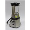 Image 1 : CUISINART BLENDER