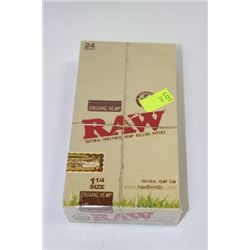 BOX OF 1 1/4 NATURAL ROLLING PAPERS ON CHOICE