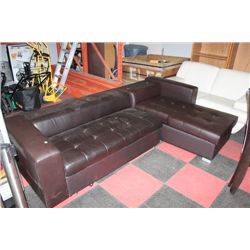 BROWN LEATHER APT SIZE MINI PULLOUT SECTIONAL