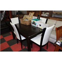 KITCHEN TABLE W/BUTTERFLY LEAF WITH 5 SIDE CHAIRS