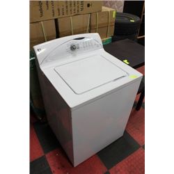 WHITE GE W/ STAINLESS DRUM HIGH CAPACITY WASHING