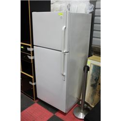 MAYTAG WHITE FRIDGE