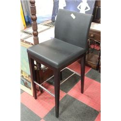 BLACK LEATHERETTE BAR STOOL