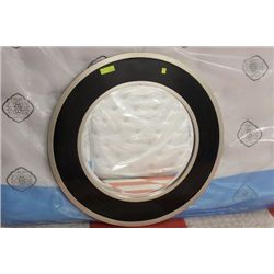 ROUND SHOWHOME STYLE FRAMED MIRROR