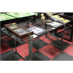 SHOWHOME GLASS TOP TABLE