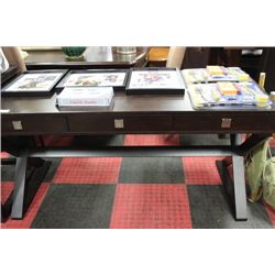 SHOW HOME 3 DRAWER DESK