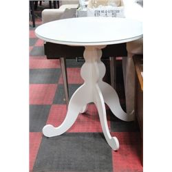 WHITE BISTRO TABLE WITH GLASS TOP