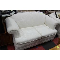 SHOWHOME OFF WHITE FABRIC LOVESEAT