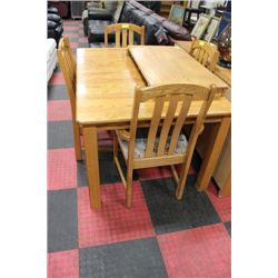 OAK TABLE WITH LEAF AND 4 SIDE CHAIRS