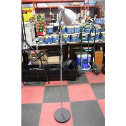 STAINLESS FLOOR LAMP