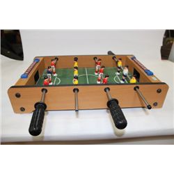 MINI FOOSEBALL TABLE
