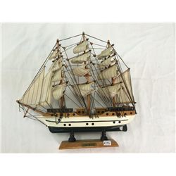 Small Sailing Ship "Gorchfock" (12.5" long)