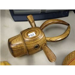 Retro Wood Handle Shoeshine Brush