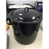 Image 1 : New Enamel Cooking Pot With Cover