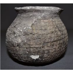 ANASAZI POTTERY JAR