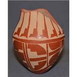 JEMEZ POTTERY VASE