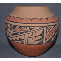 ISLETA POTTERY JAR