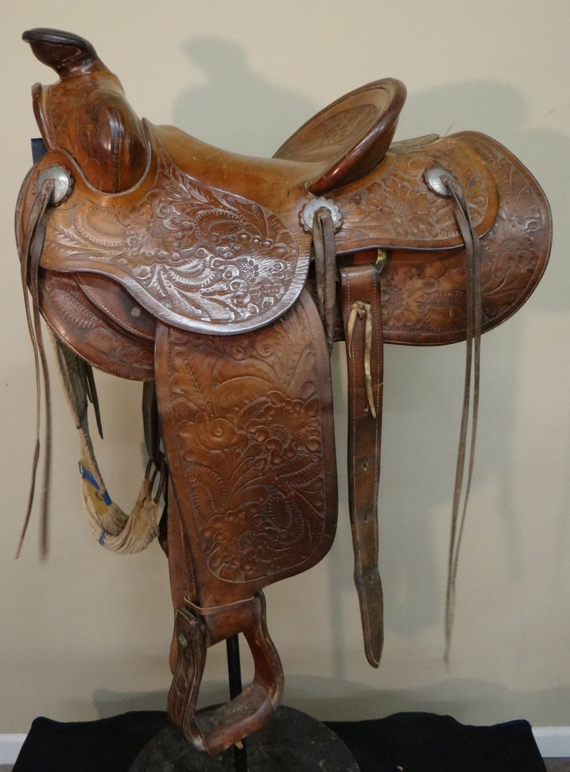 Powder River saddle, 14 1/2", dble rigged, fully tooled, great condition