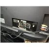 Image 2 : SAMSUNG FLAT SCREEN - WITH REMOTE - 40"