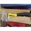 Image 1 : HATCHET - FIBREGLASS HANDLE - NEW