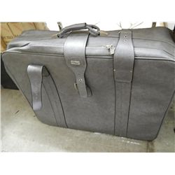 SUITCASES - LARGE  - GREY & BURGANDY - 2 TOTAL
