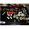 Image 1 : TRAY OF ASSORTED CLIP EARINGS - NO TRAY