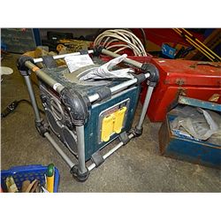 BOSCH POWER BOX RADIO