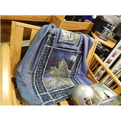 WOLF BLANKET - FOLDS INTO PILLO