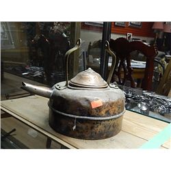 VINTAGE COPPER KETTLE - handle needs repair