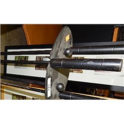 LONG 5 PICTURE FRAME - BLK