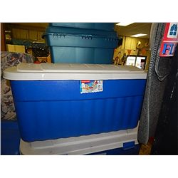 TOTE WITH LID - LARGE